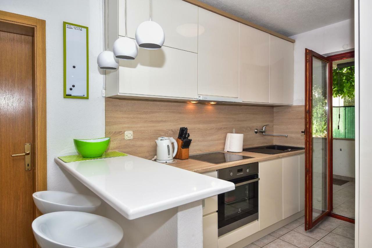 Apartman Robertino 1966 Makarska Exterior photo
